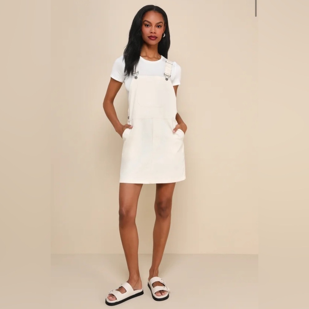 Cutest Spirit Cream Twill Overall Mini Dress With Pockets size Medium